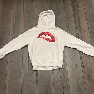 Star sleeve hoodie